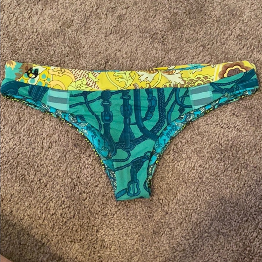 Maaji reversible swimsuit bottoms